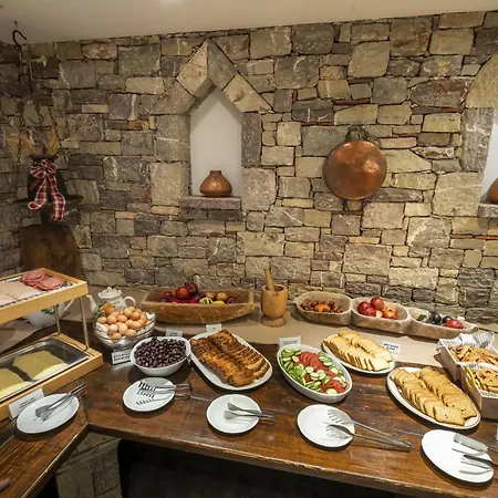 Anemolia Mountain 4* Aráhova