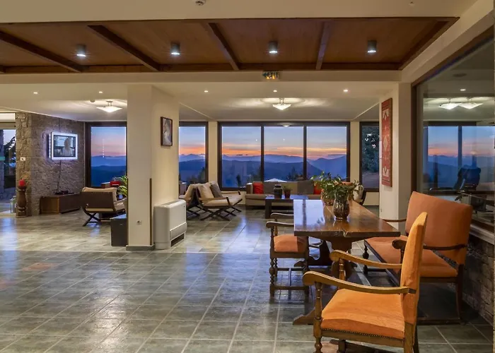 Hotel Anemolia Mountain