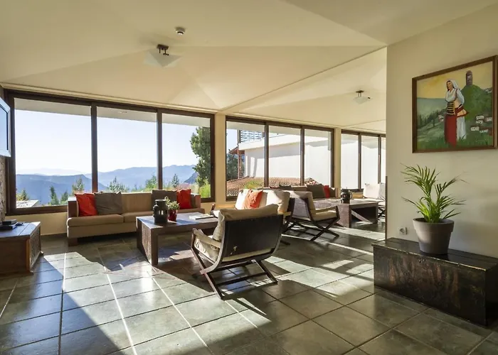 Hotel Anemolia Mountain